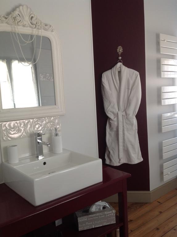 Maison L'Epicurienne เลส์ซาบล์-โดล็อนน์ ภายนอก รูปภาพ